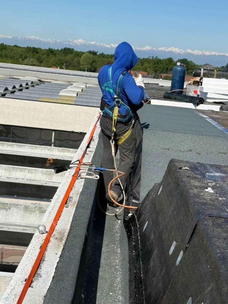 RC Coperture e Servizi sopralluogo tetto capannone industriale