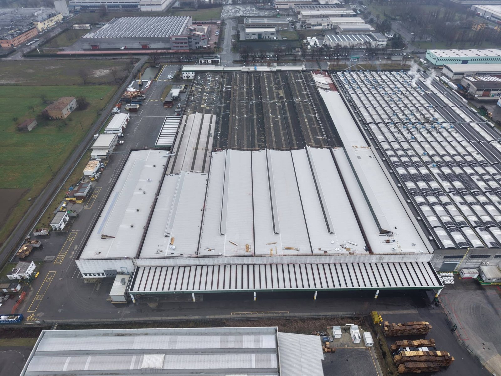 Intervento sulla copertura industriale Metal Parking